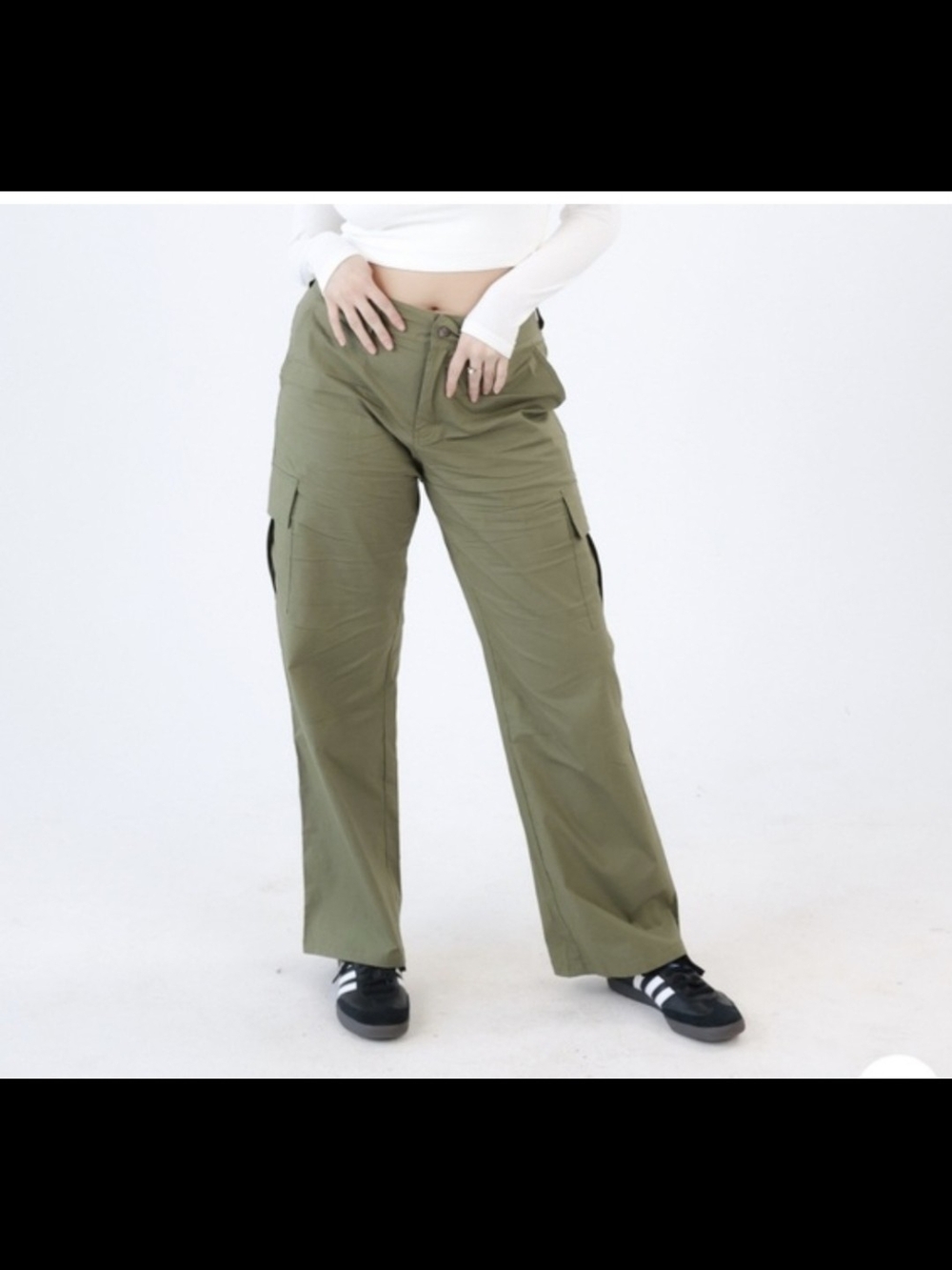 Klassy Network Women's Olive Cargo Pants. Wide Cut Relaxed fit Size M (6-8)